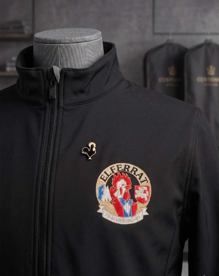 Softshelljacke mit gesticktem Vereinsemblem